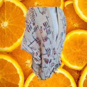 NF Knit Wrap Shawl Poncho Beige Multicolor Print Fringe Free Size Women